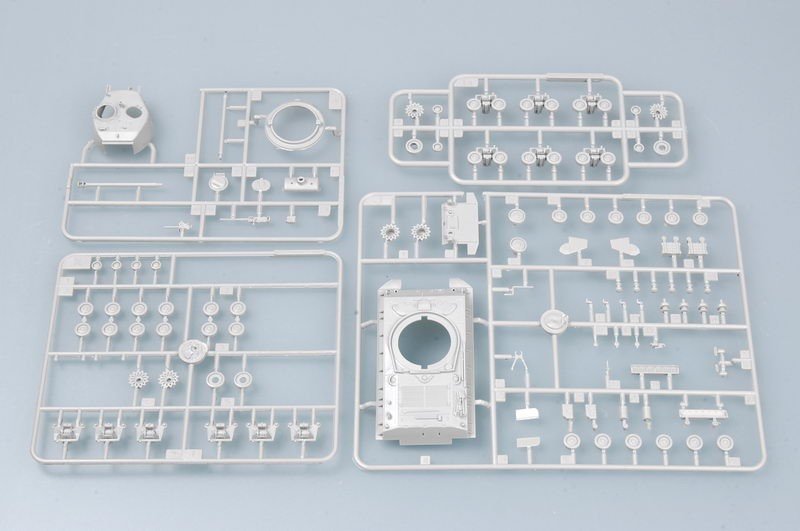 Trumpeter 07225 M4A3E8 TANK (T66 Track) 1/72 – immagine 3