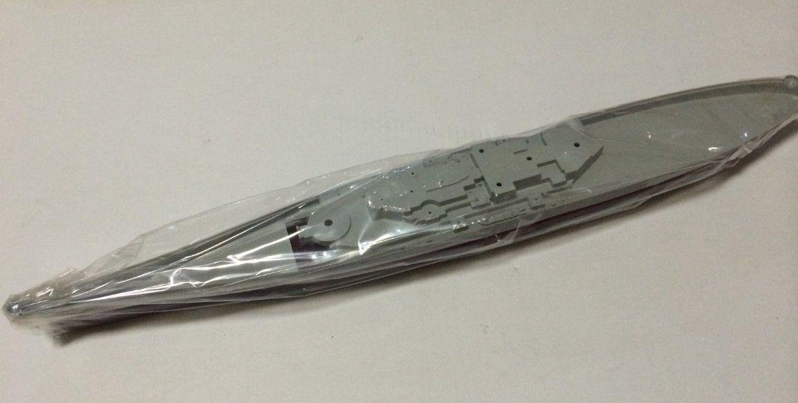 Trumpeter 05701 US Battleship BB-61 Iowa 1984 Modern 1/700 – immagine 3