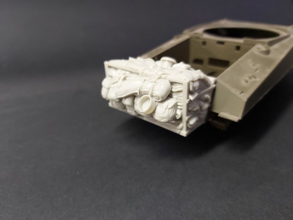 Panzer Art RE35-661 Rear hull Stowage rack for M4A3 “Sherman” 1/35 – zdjęcie 2