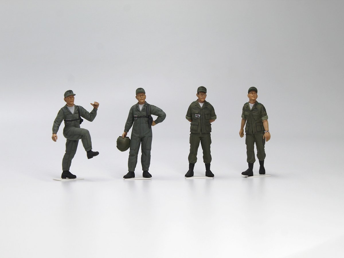 ICM 53101 Pilotes d&amp;#39;hélicoptères américains (années 1960-1970) 1/35  – image 13