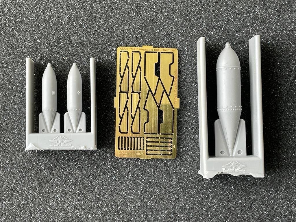 Infinity Models INF3205 Aichi D3A1 Val 1/32 – imagen 13