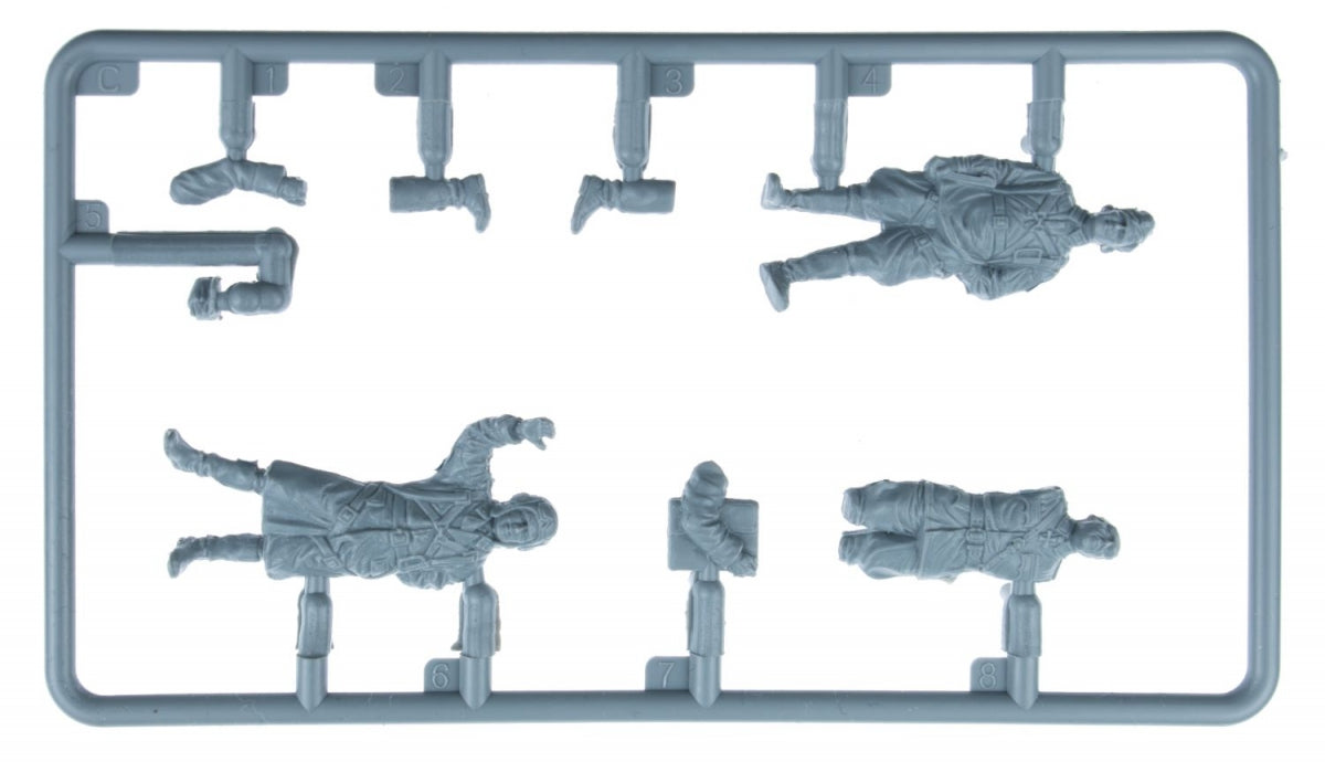 Mini Art 49022 Finnish and Soviet Pilots - 6 figures 1/48
