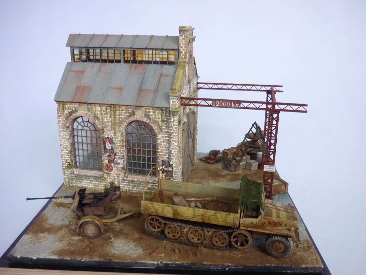 RT-Diorama 35292 Diorama-Base: &amp;quot;Railroad Shed&amp;quot; 1/35 – immagine 10