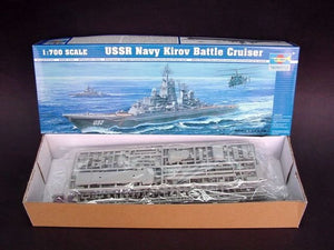 Trumpeter 05707 Croiseur de bataille Kirov URSS 1/700 – image 4