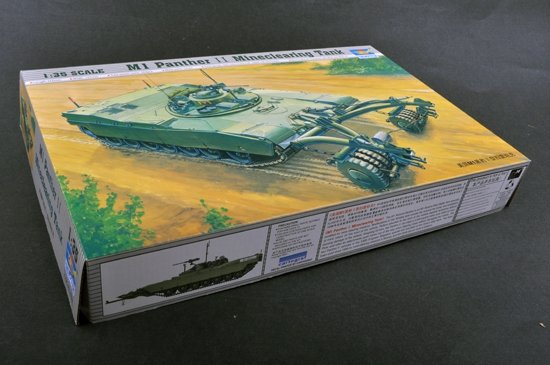 Trumpeter 00346 M1 Panther Ⅱ Mineclearing Tank 1/35 – immagine 2