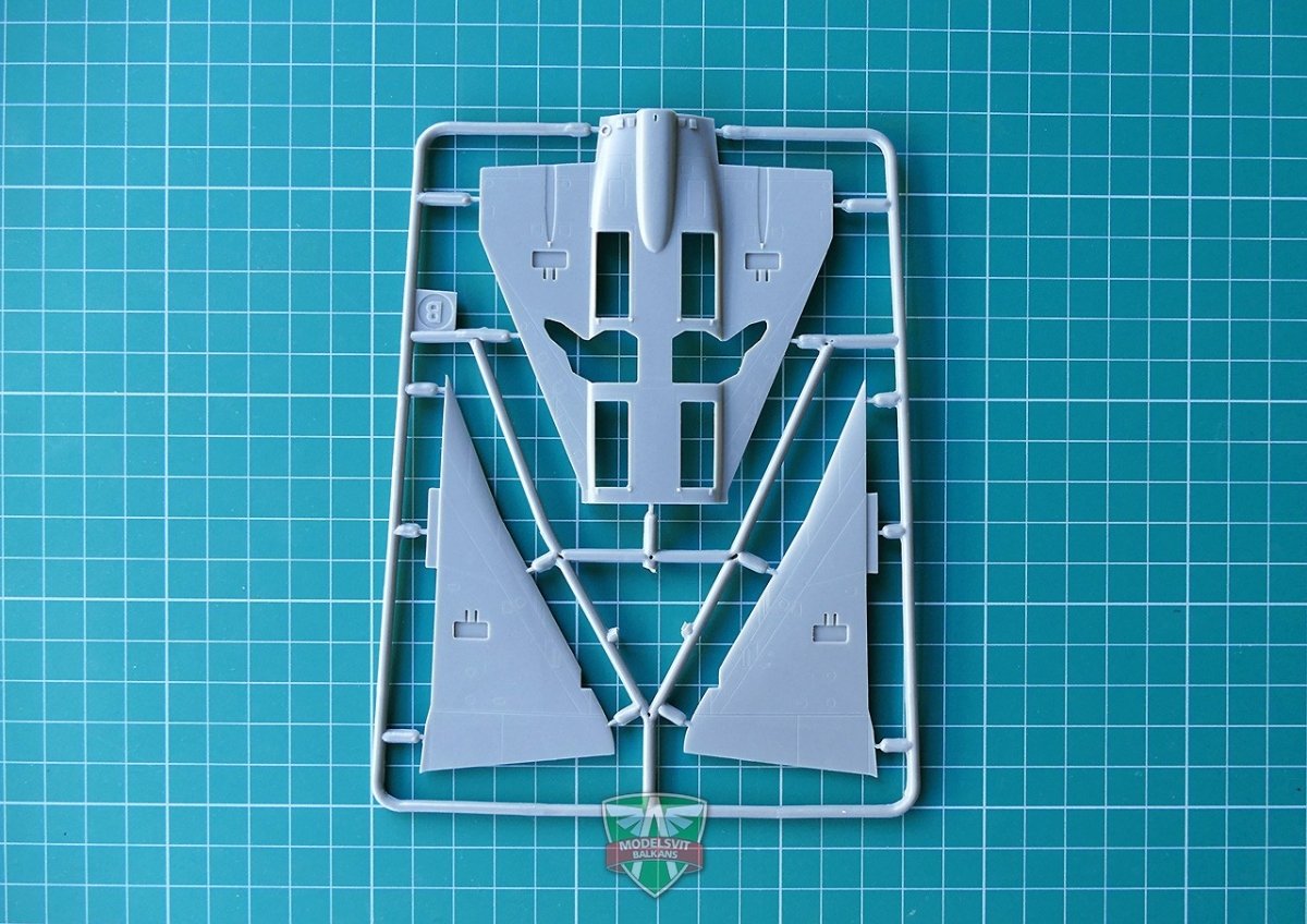 Modelsvit 72023 Mirage III V-01 French VTOL 1/72 – Bild 6