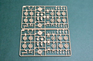 Hobby Boss 82477 Char léger hongrois 38M Toldi I (A20) (1/35) – image 6