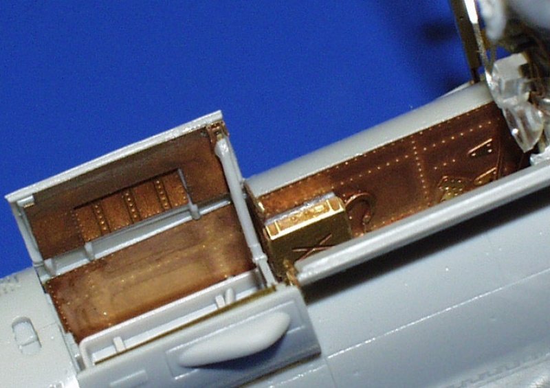 Eduard 49223 F-18C 1/48 Hasegawa – imagen 4
