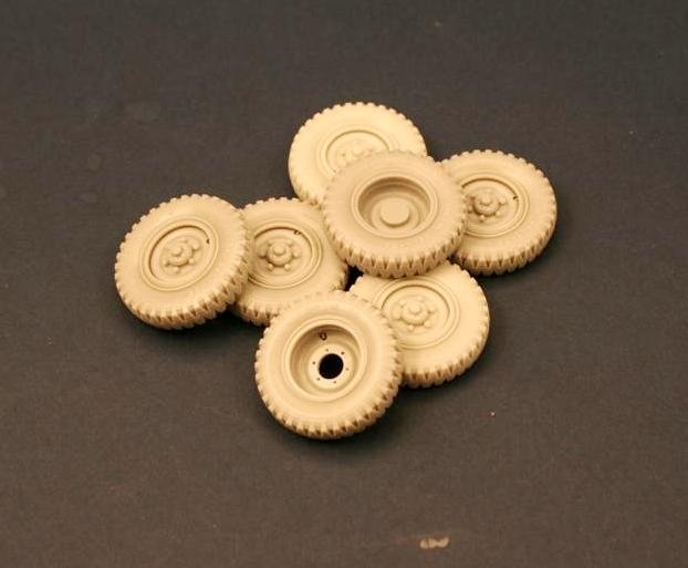 Panzer Art RE35-119 Road wheels for “Einheistdiesel” (gelande pattern) 1/35 – zdjęcie 2