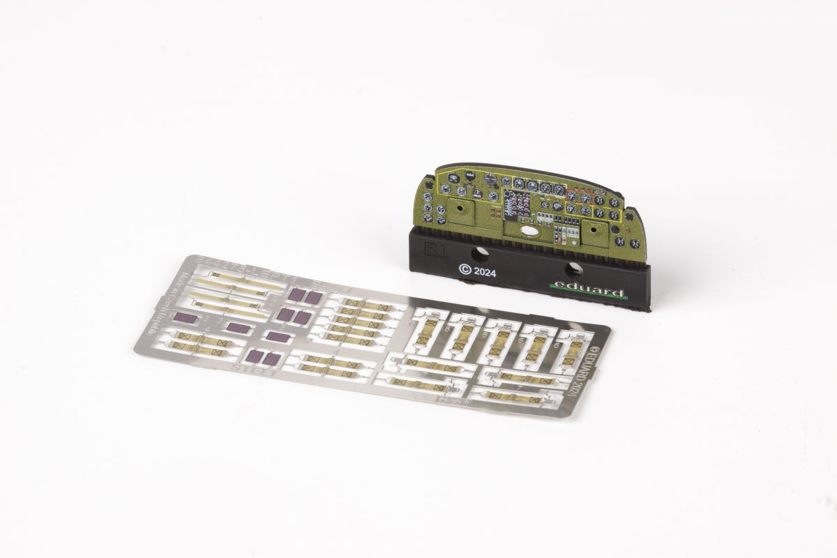 Eduard 644285 B-24J LooKplus HOBBY BOSS 1/48  – image 2