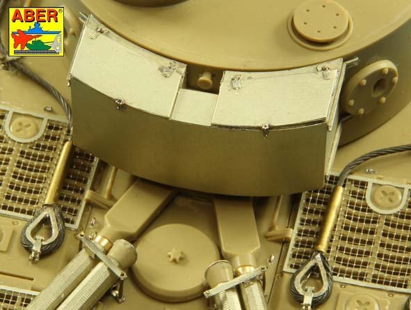 Aber 35K26 Pz.Kpfw. VI Ausf.E ( i.Kfz.181) Tiger I – s.PzAbt. 501 in Tunisia 1/35 – immagine 10
