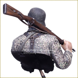 Young Miniatures YM1895 Young German Soldier WWII 1/10 – immagine 4