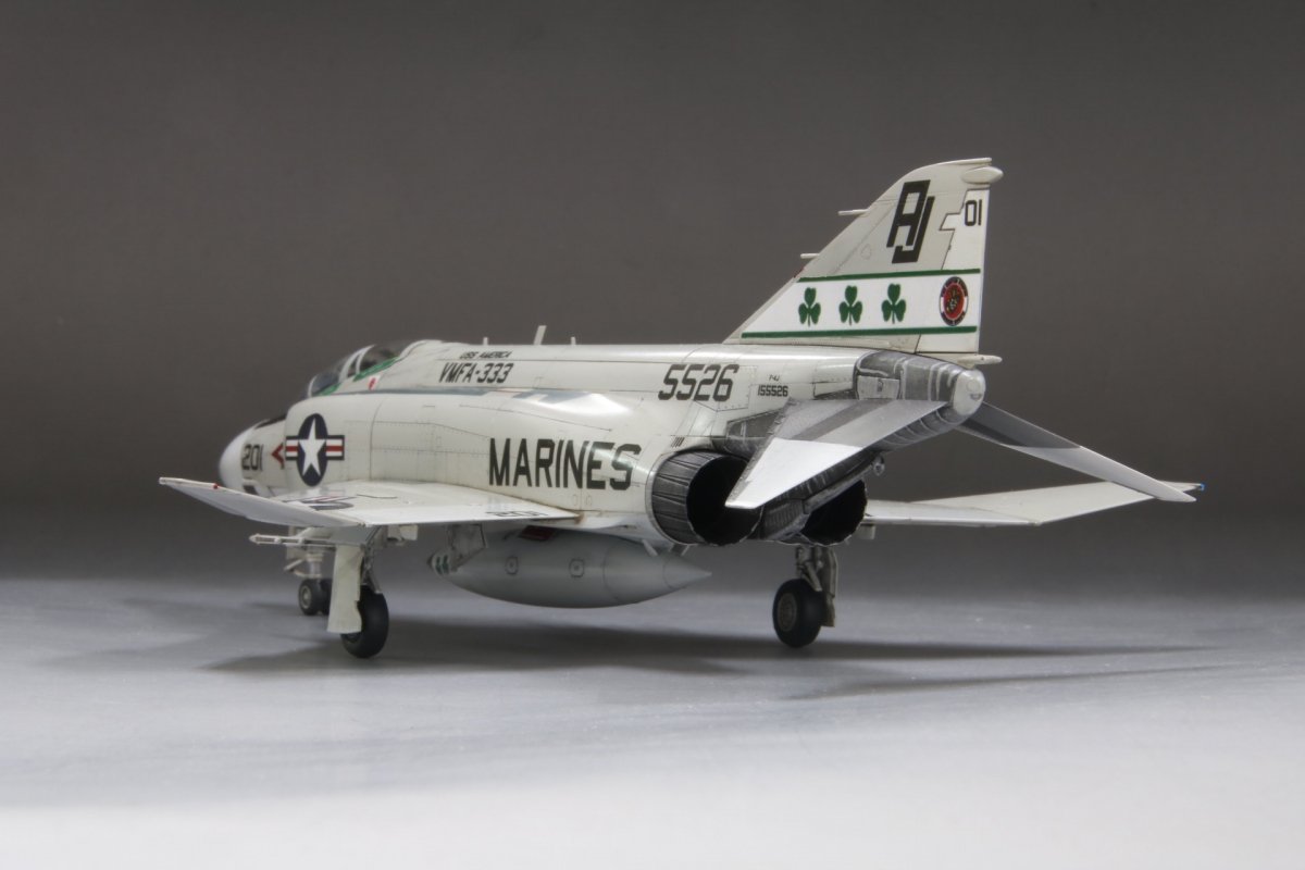 Fine Molds 72843 U.S. MARINE F-4J Jet Fighter MARINES 1/72 – immagine 7