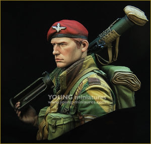Young Miniatures YM1871 British Airborne WWII with PIAT 1/10 – immagine 3