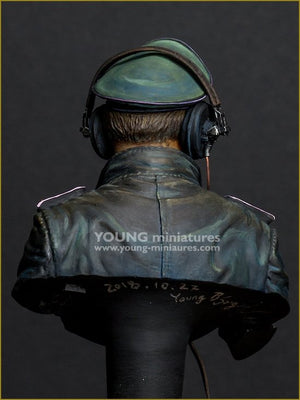 Young Miniatures YM1876 SS Panzer Commander Normandie 1944 1/10 – immagine 6