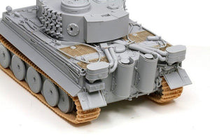 CYBER HOBBY 9142 Pz.Kpfw.VI Ausf.E Tiger I Early 1/35 – immagine 3
