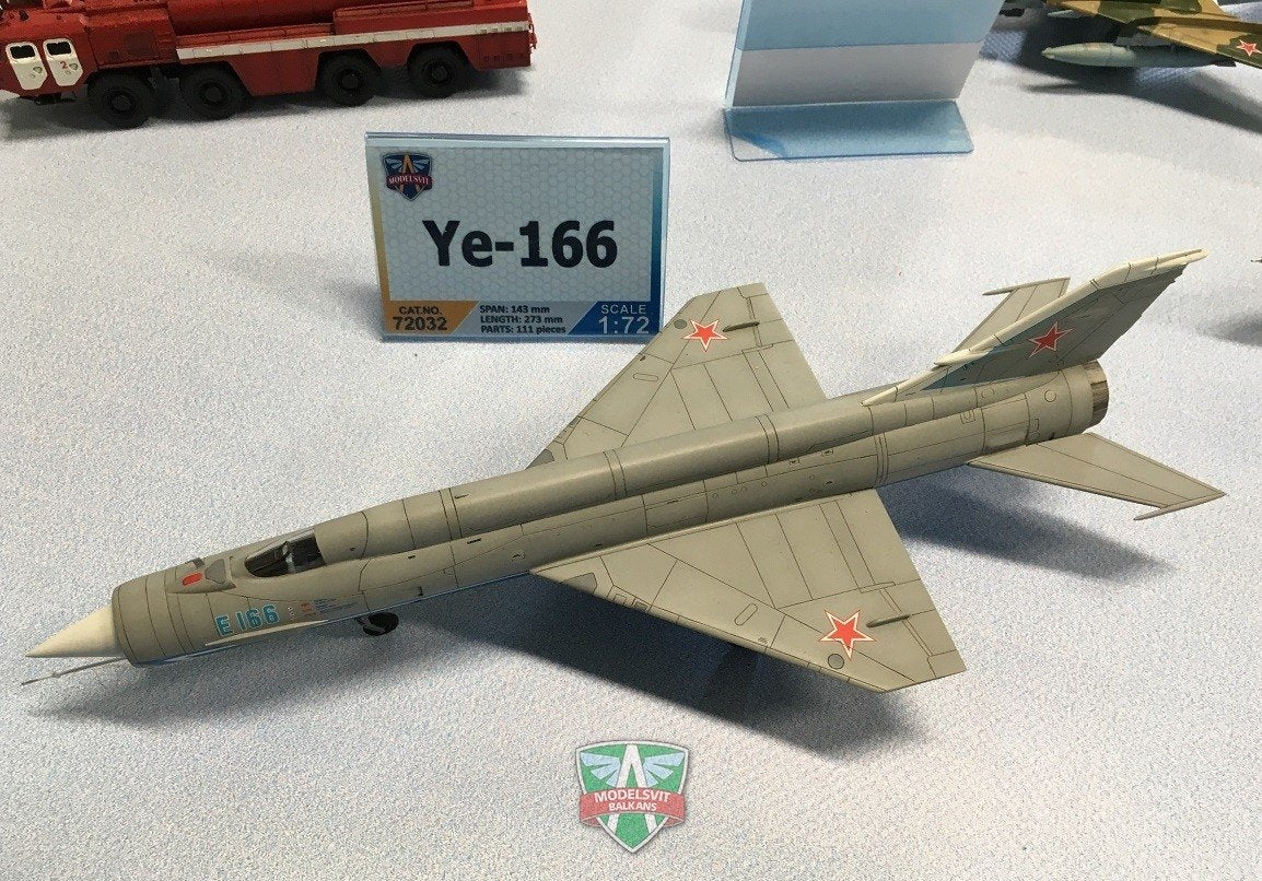 Modelsvit 72032 Ye-166 Heavy experimental interceptor 1/72 – image 2