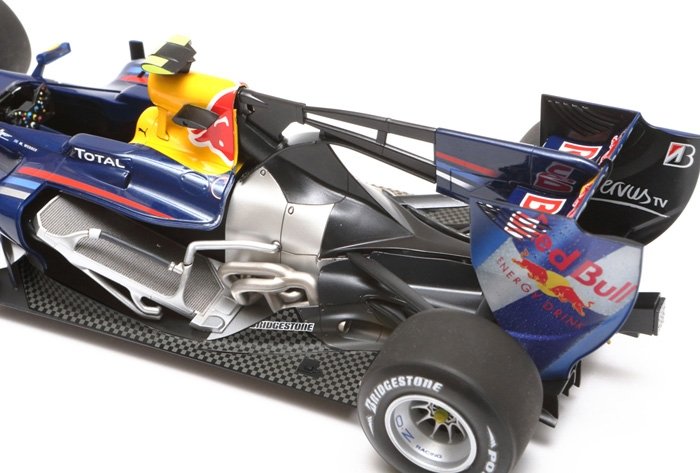 Tamiya 20067 Red Bull Racing Renault RB6 1/20 – immagine 3