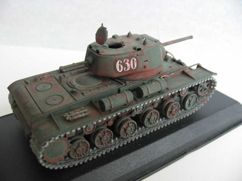 PST 72035 KV-1C Heavy Tank 1/72 – zdjęcie 3
