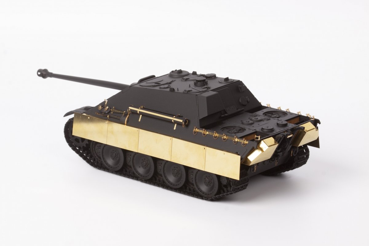 Eduard 36497 Jagdpanther Ausf. G1 schurzen ACADEMY 1/35 – Bild 4