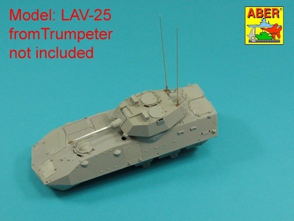 Aber R-44 Zestaw 2 anten VHF pojazdów NATO / Set of 2 NATO antennas with mount bases 1/35 – imagen 7