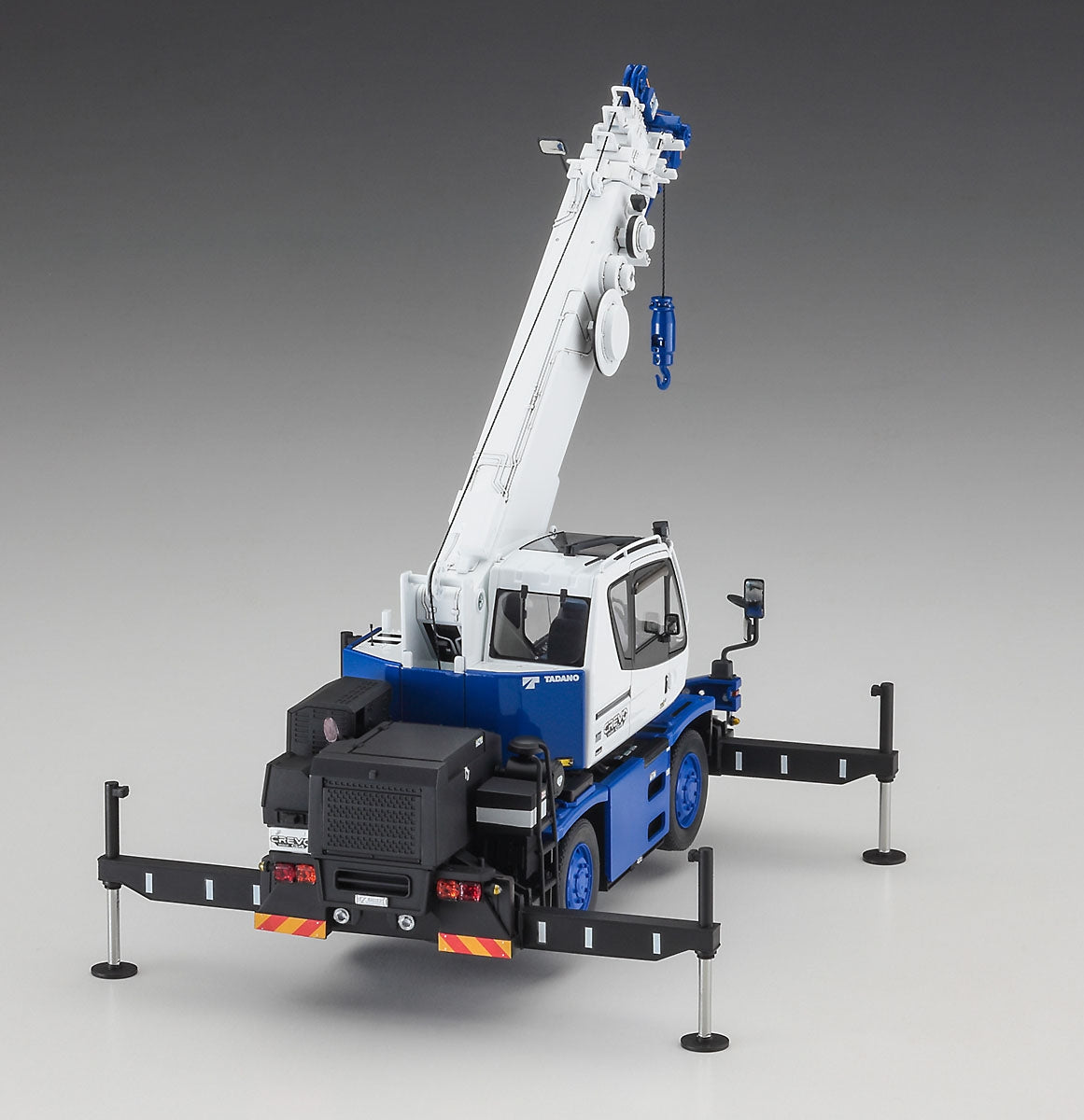 Hasegawa 66110 Tadano Rough Terrain Crane GR-130NL/N CREVO Mini G4 &amp;quot;H-Type Outrigger&amp;quot; 1/35 – immagine 3