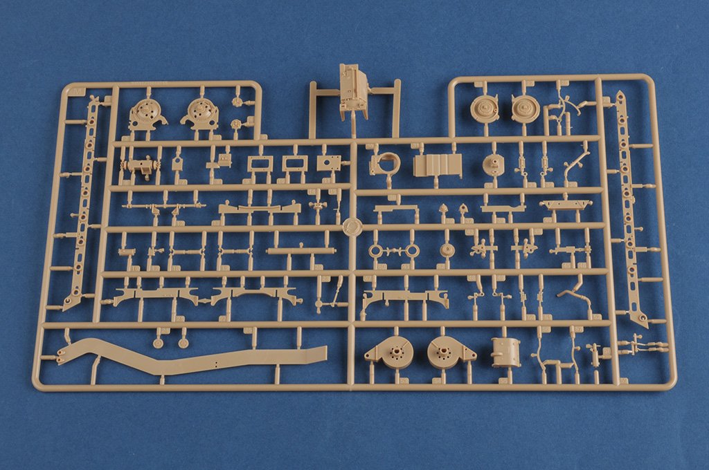 Hobby Boss 84554 German Sd.Kfz.179 Bergepanther Ausf.G Late Version 1/35 – Bild 7