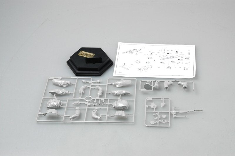 Trumpeter 00703 Officier soviétique de la Seconde Guerre mondiale Vol.1 (1/16) – image 3