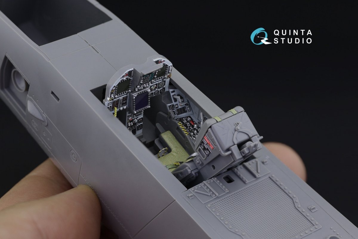 Quinta Studio QD32101 F/A-18C Early 3D-Printed &amp;amp; coloured Interior on decal paper (for Academy kit) 1/32 – immagine 7