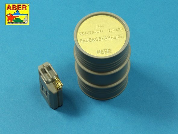 Aber 16158A German WW II 20L Jerry Can closings &amp;amp; 200L fuel drum covers (choice A) 1/16 – immagine 6