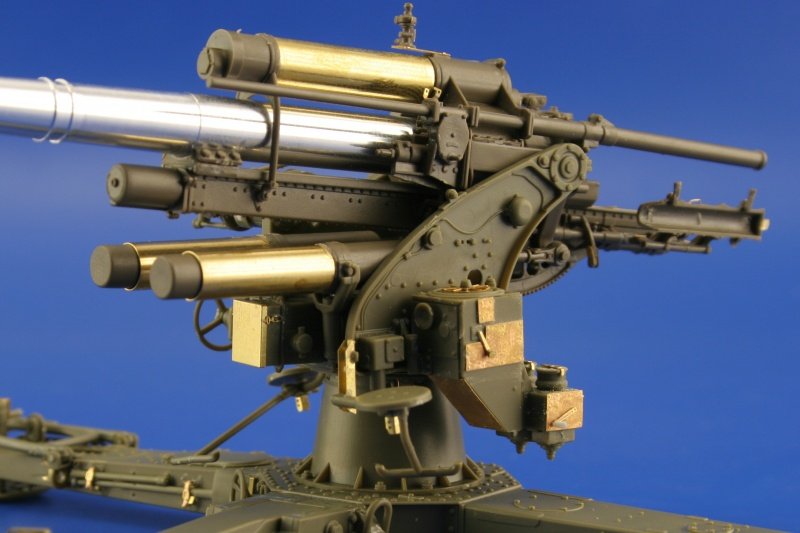 Eduard 35822 Flak 18 88mm AFV CLUB – immagine 9