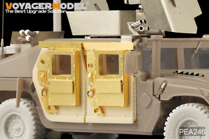 Voyager Model PEA246 Modern HUMVEE family bullet-proof door (For TAMIYA/BRONCO) 1/35 – zdjęcie 2