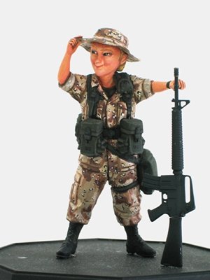 FineMolds FT5 Gulf War U.S. Infantry Woman &amp;amp; M16A2 1/12 – Bild 2