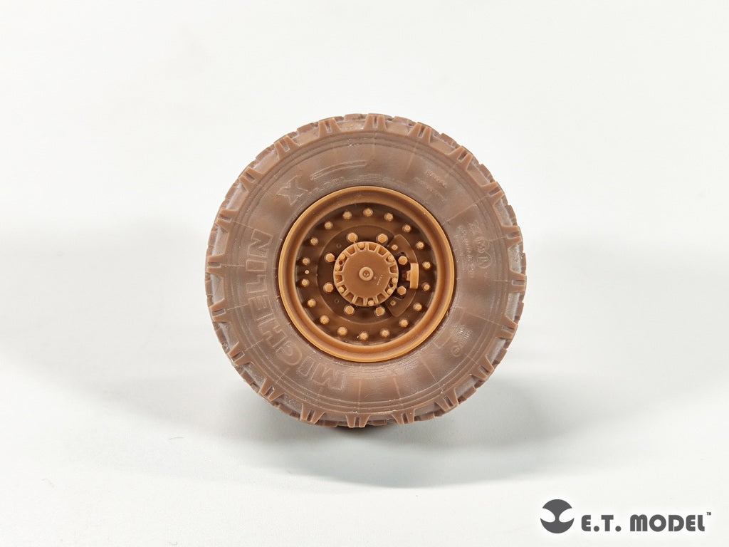 E.T. Model P35-149 U.S.Army Stryker Armored Vehicle Sagged Wheels For AFV CLUB kit 1/35 – immagine 9