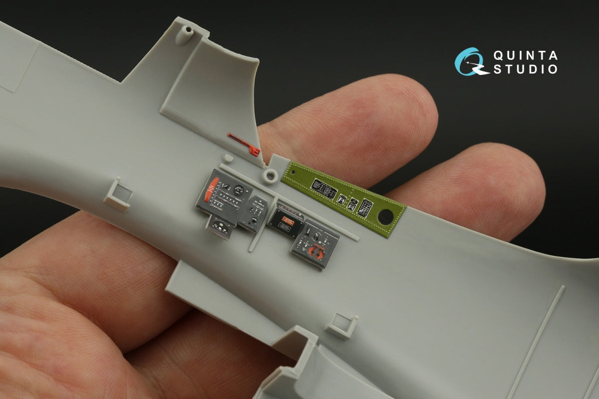 Quinta Studio QD32144 P-51D Mustang 3D-Printed &amp;amp; coloured Interior on decal paper (Trumpeter) 1/32 – immagine 9