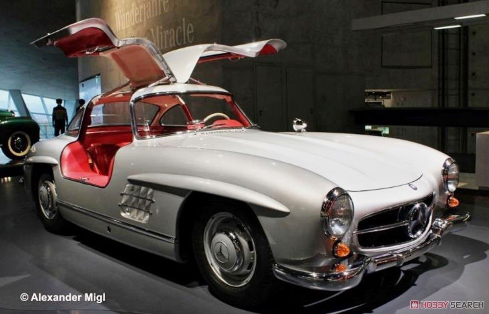 Revell 07657 Mercedes-Benz 300 SL 1/12 – Bild 3