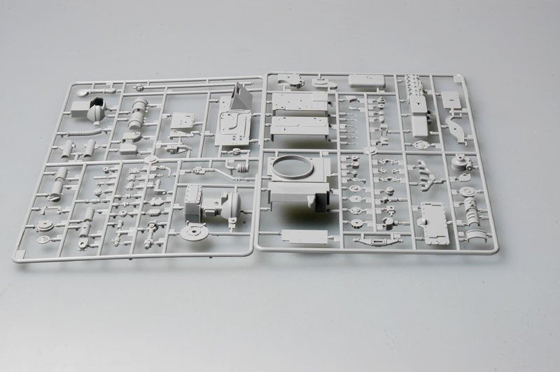 Trumpeter 00911 M16 Autorail multicanon 1/16 – image 11