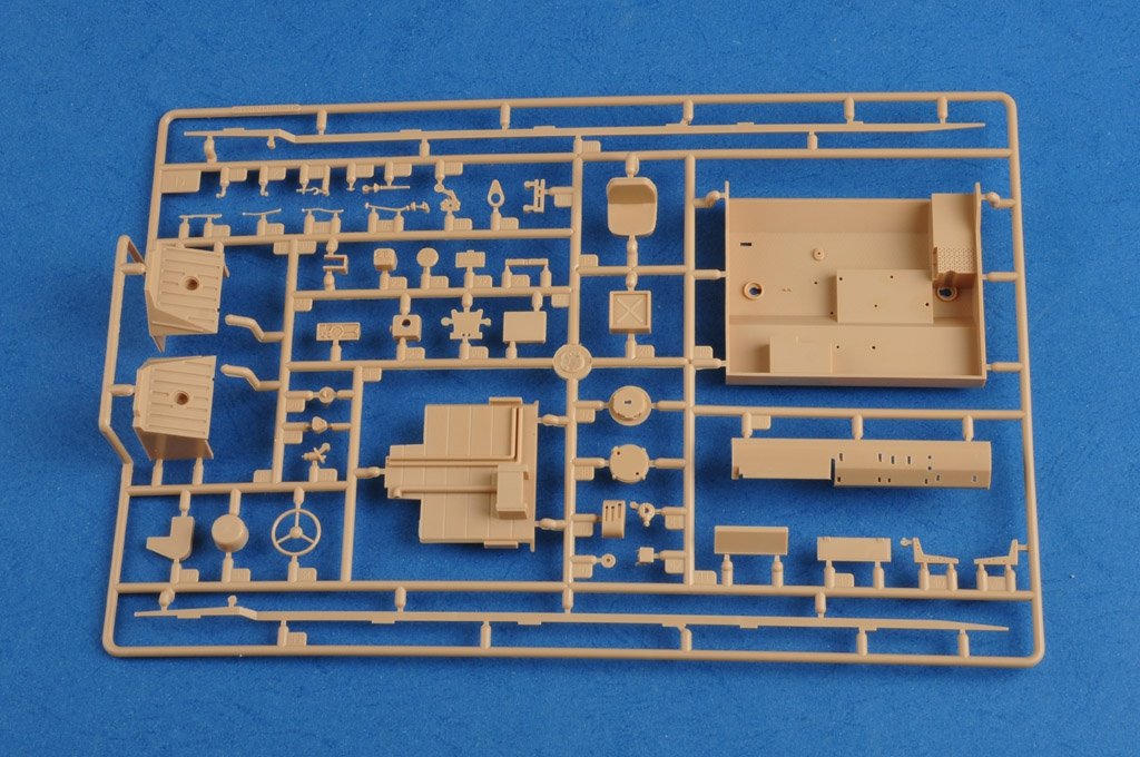 Hobby Boss 85505 Soviet SS-23 Spider Tactical Ballistic Missile 1/35 – imagen 6
