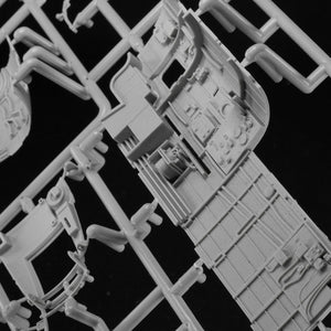 Maquette Border BF-010 Avro Lancaster B Mk.I/III avec intérieur complet 1/32 – image 14