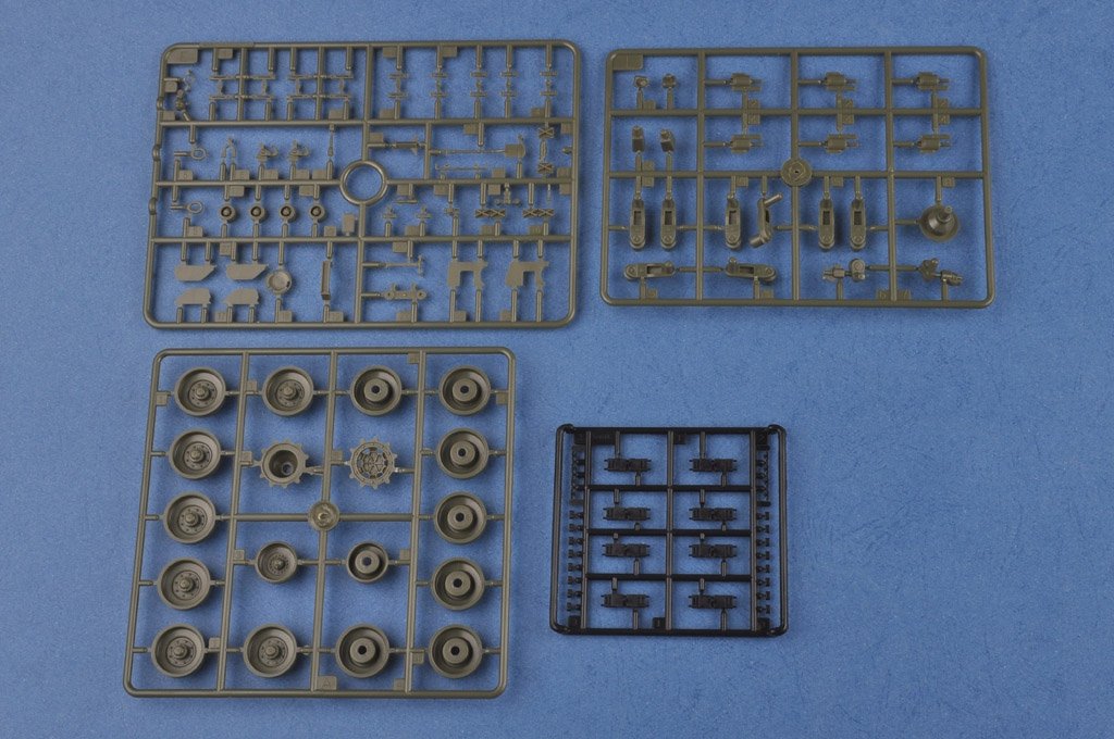 Hobby Boss 83867 Leopard 2A4M CAN  – image 8