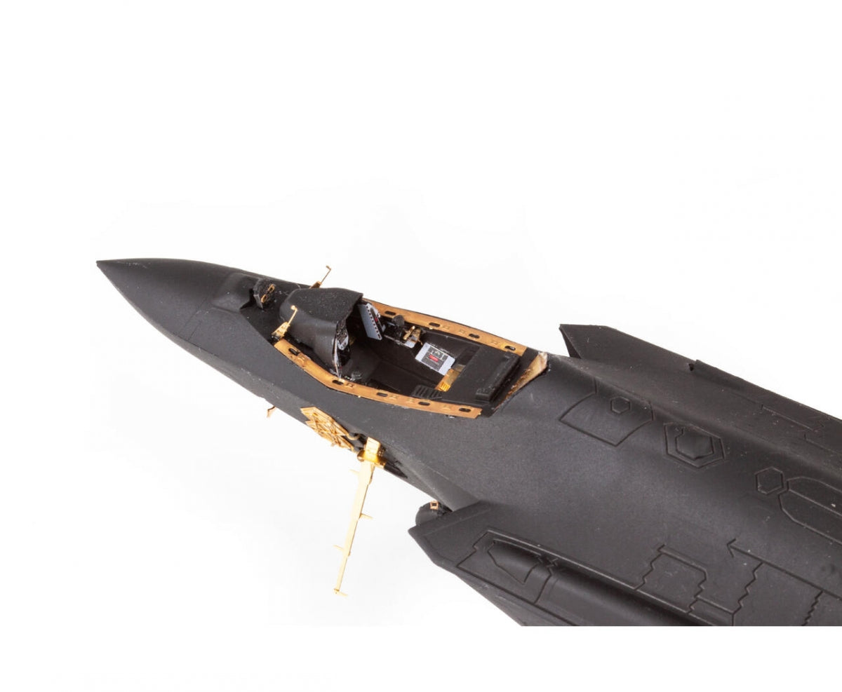 Eduard 73852 F-35A REVELL 1/72 – image 9
