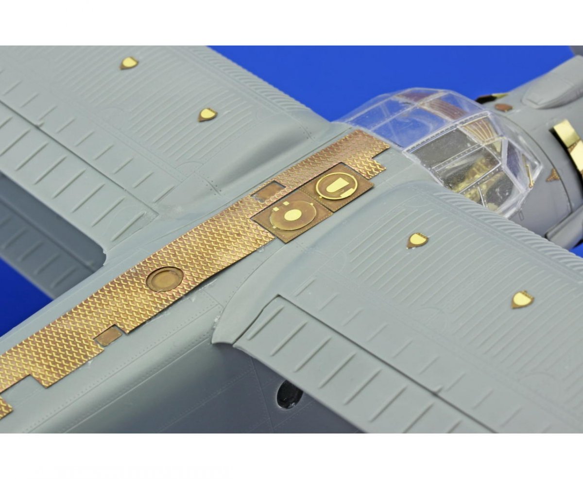Eduard 48747 An-2 surface panels 1/48 Hobby Boss – Bild 3