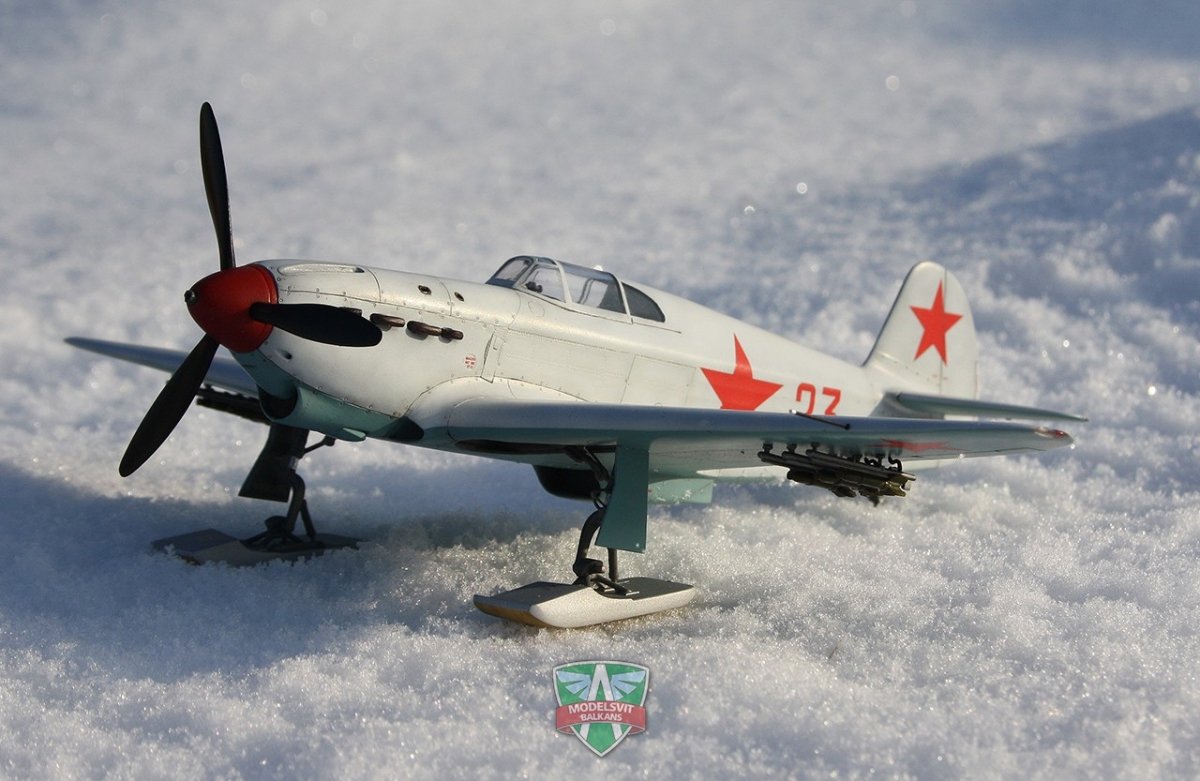 Modelsvit 4802 Yak-1 Soviet fighter on skis 1/48 – imagen 8