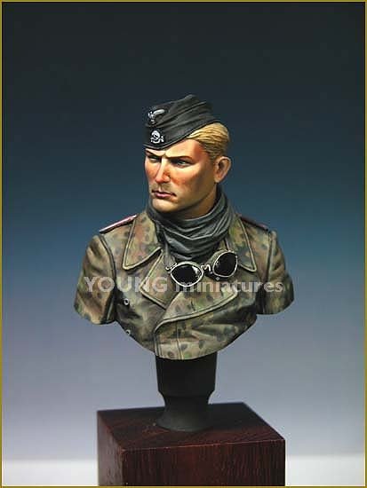 Young Miniatures YM1806 SS Panzer Crew WWII 1/10 – immagine 5