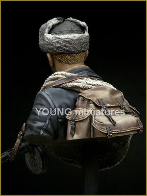 Young Miniatures YM1827 SOVIET MOUNTAINEER OFFICER 1942 1/10 – immagine 7