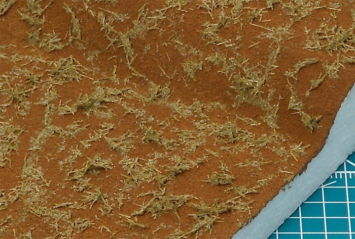 Peinture texturée pour diorama Tamiya 87117 (effet herbe, kaki) – image 3