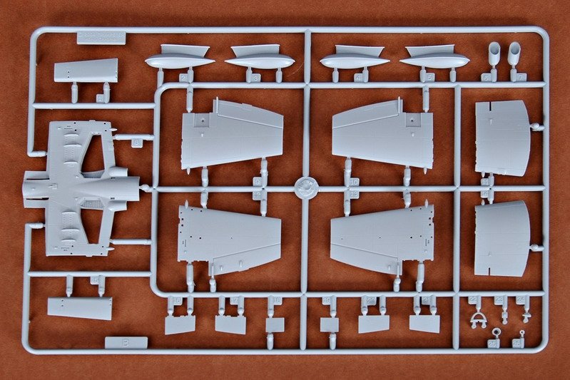 Trumpeter 01619 BRITISH WYVERN S.4 1/72 – Bild 7