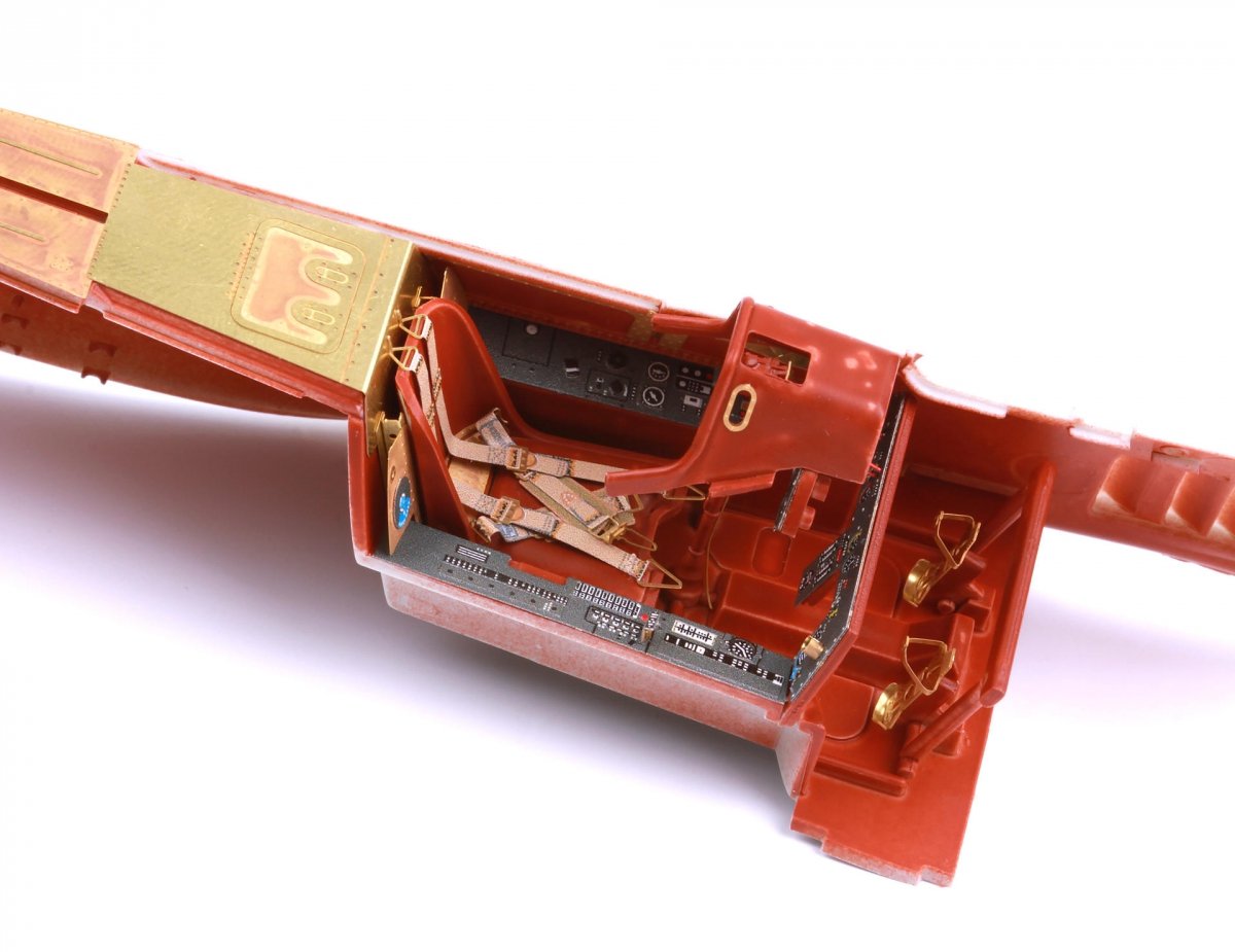 Eduard 33179 Fw 190A-8 seatbelts STEEL REVELL 1/32 – immagine 2