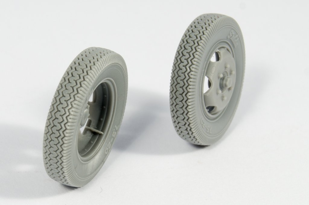 Panzer Art RE35-365 Mercedes 1500 late 6 holes road wheels (commercial pattern) 1/35 – immagine 2