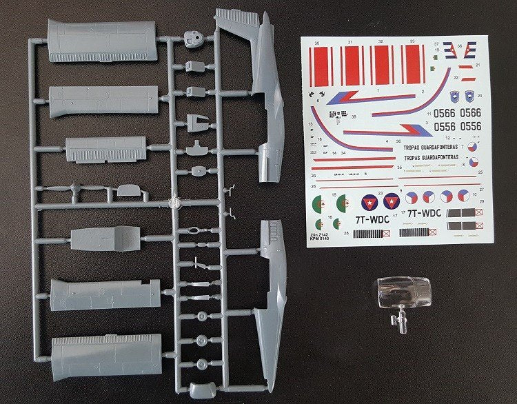 Kovozavody Prostejov KPM0143 Zlin Z-142 “Military” 1/72 – immagine 3